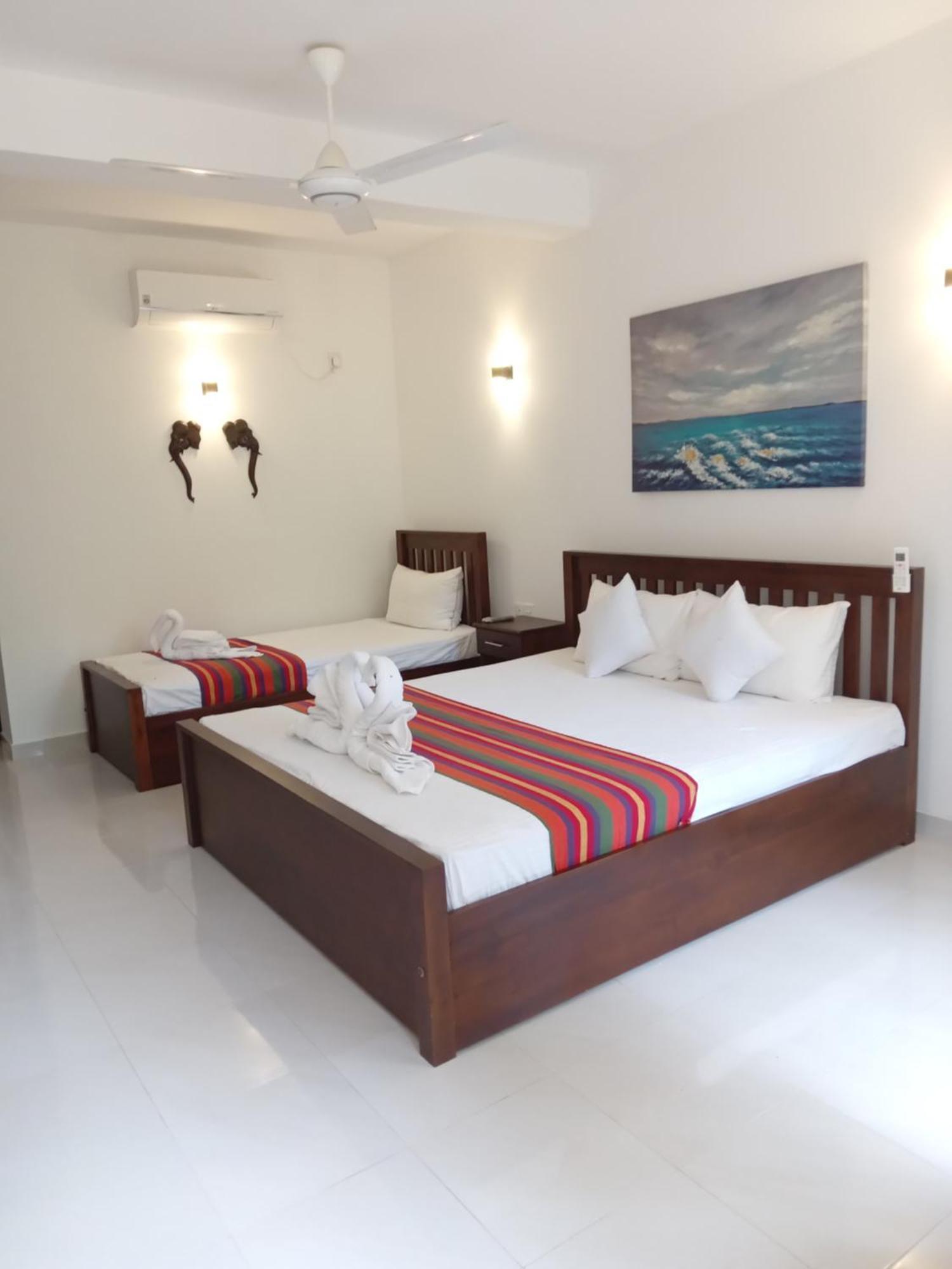 White Rose Safari Home Stay Udawalawe Exterior foto